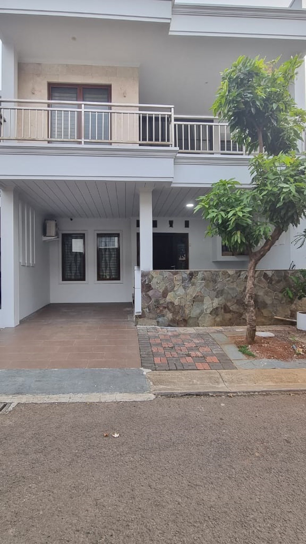 Rumah Cantik Full Renovasi dan Siap Huni @Bintaro Sektor 9