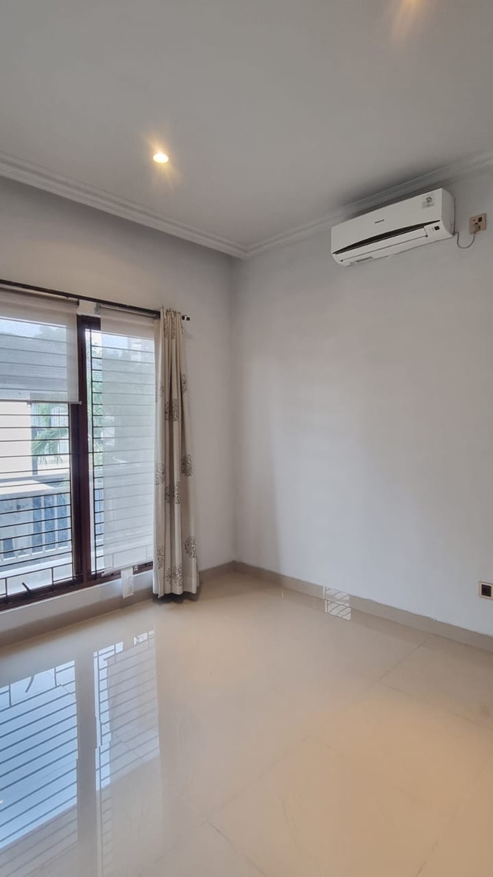 Rumah Cantik Full Renovasi dan Siap Huni @Bintaro Sektor 9