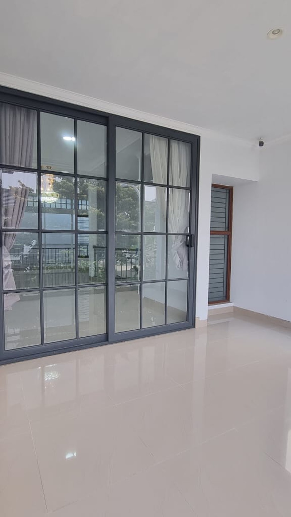 Rumah Cantik Full Renovasi dan Siap Huni @Bintaro Sektor 9