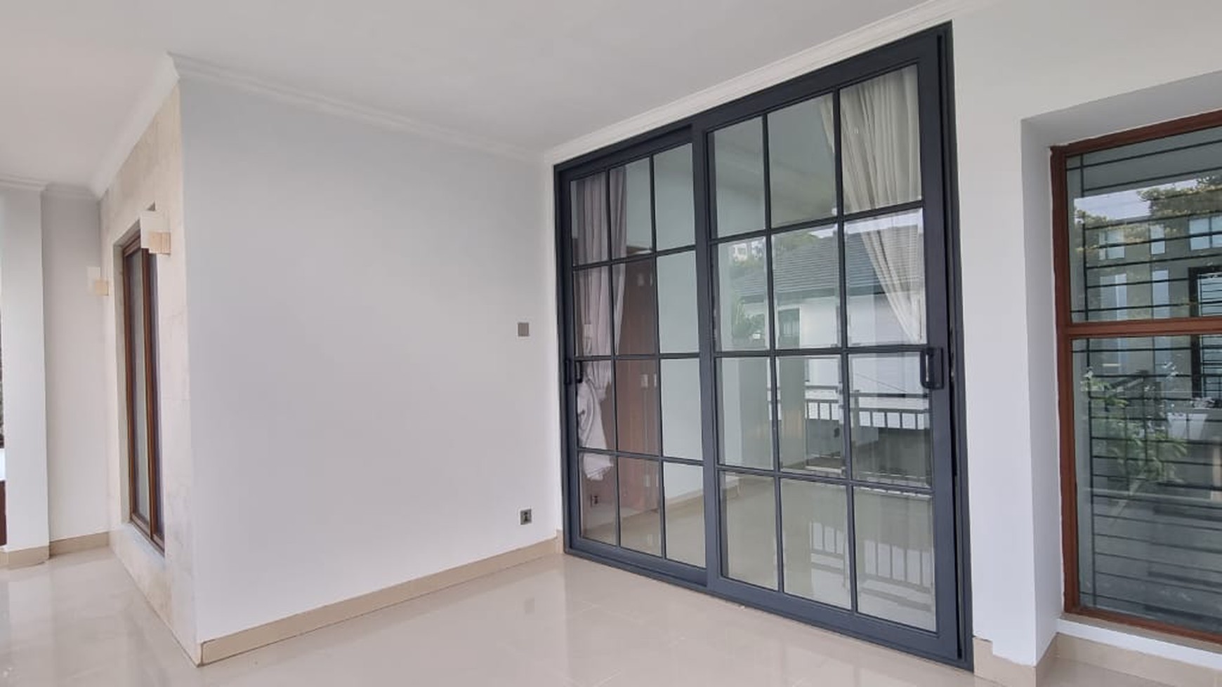 Rumah Cantik Full Renovasi dan Siap Huni @Bintaro Sektor 9