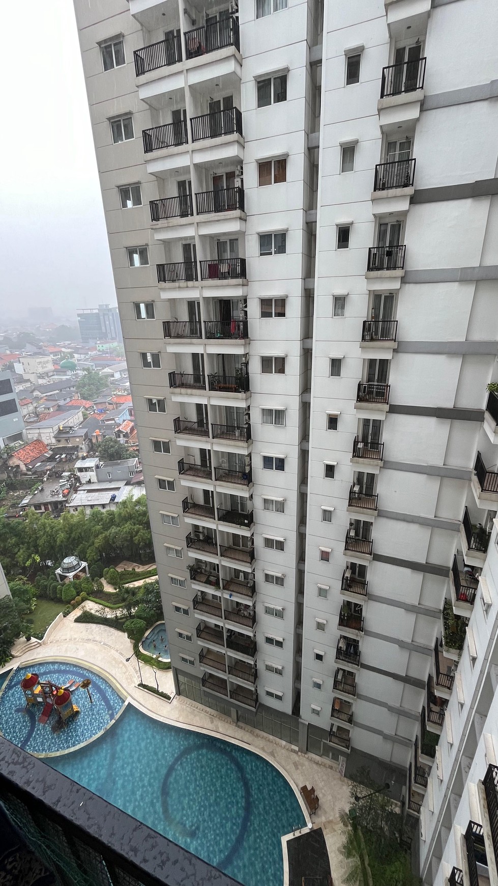 Siap Huni Unit Studio di Signature Park Grande Apartment MT Haryono