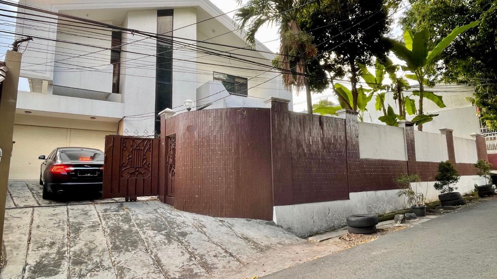 Dijual  Rumah Mewah di Jalan Bangka, Jakarta Selatan