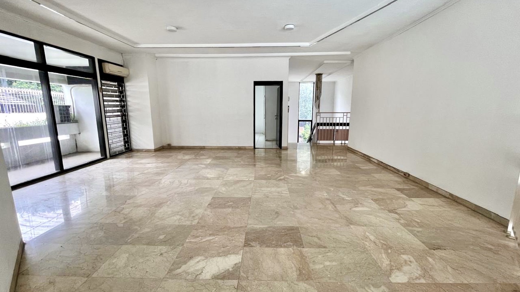 Dijual  Rumah Mewah di Jalan Bangka, Jakarta Selatan