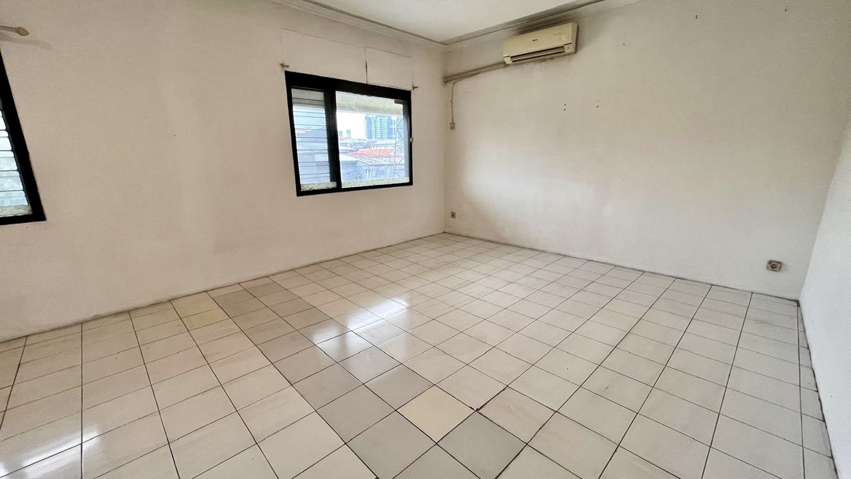 Dijual  Rumah Mewah di Jalan Bangka, Jakarta Selatan