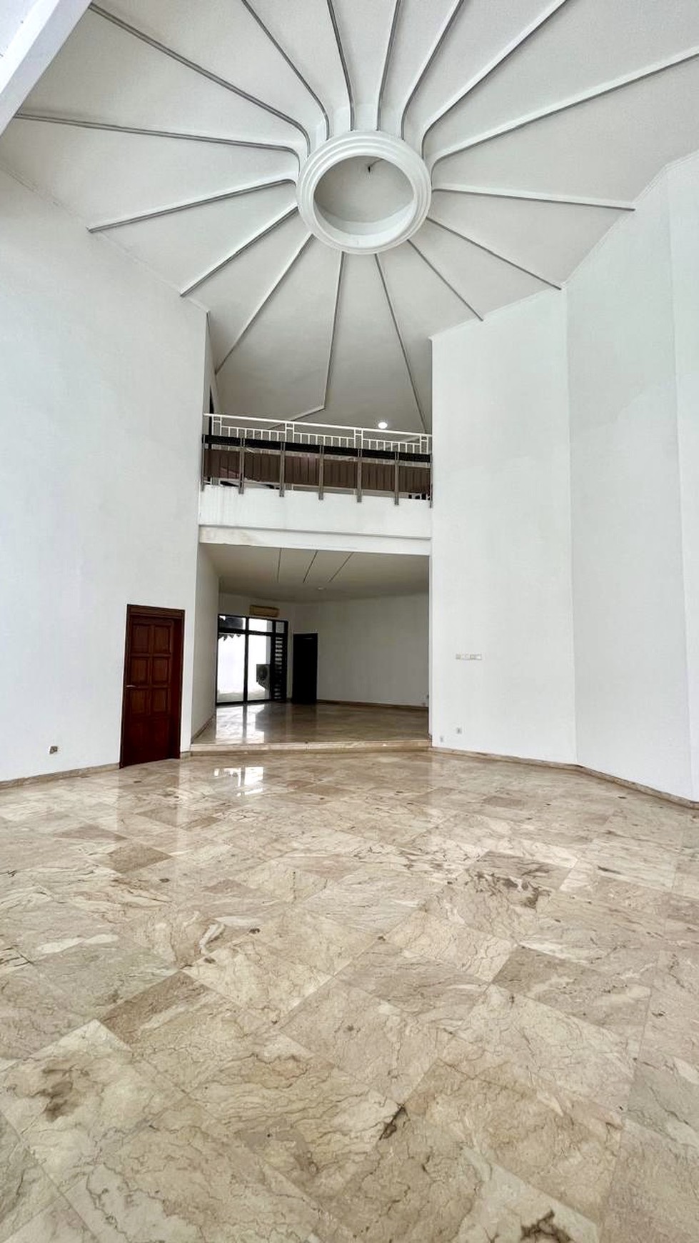 Dijual  Rumah Mewah di Jalan Bangka, Jakarta Selatan