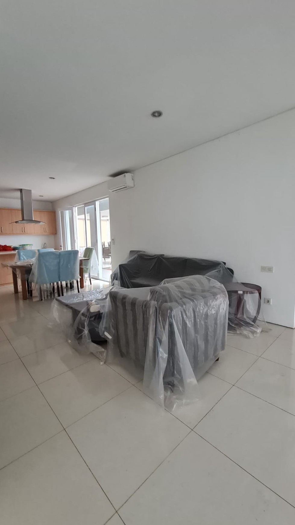 Rumah Hitung Tanah Area Cipete