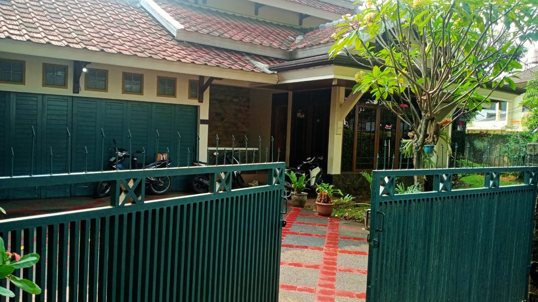 Rumah Hitung Tanah Area Cipete