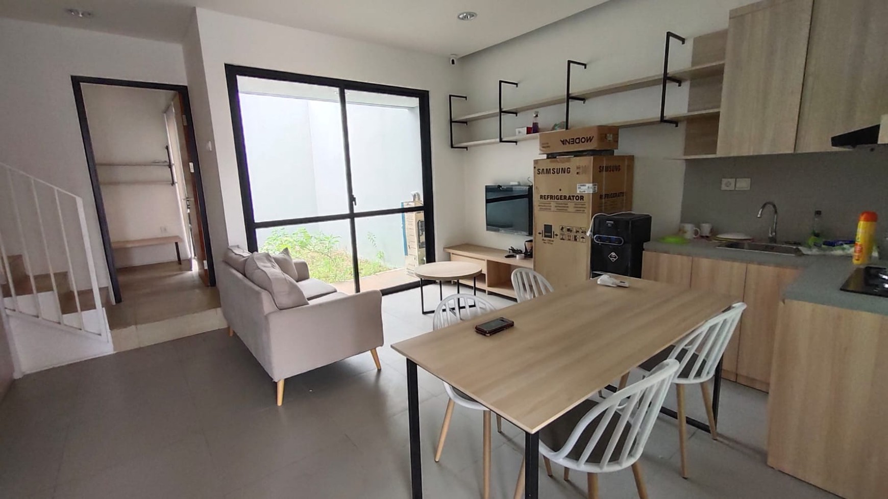 Rumah Hitung Tanah Area Cipete