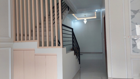 Rumah Janur Kuning, Kelapa Gading Luas 6x17m2