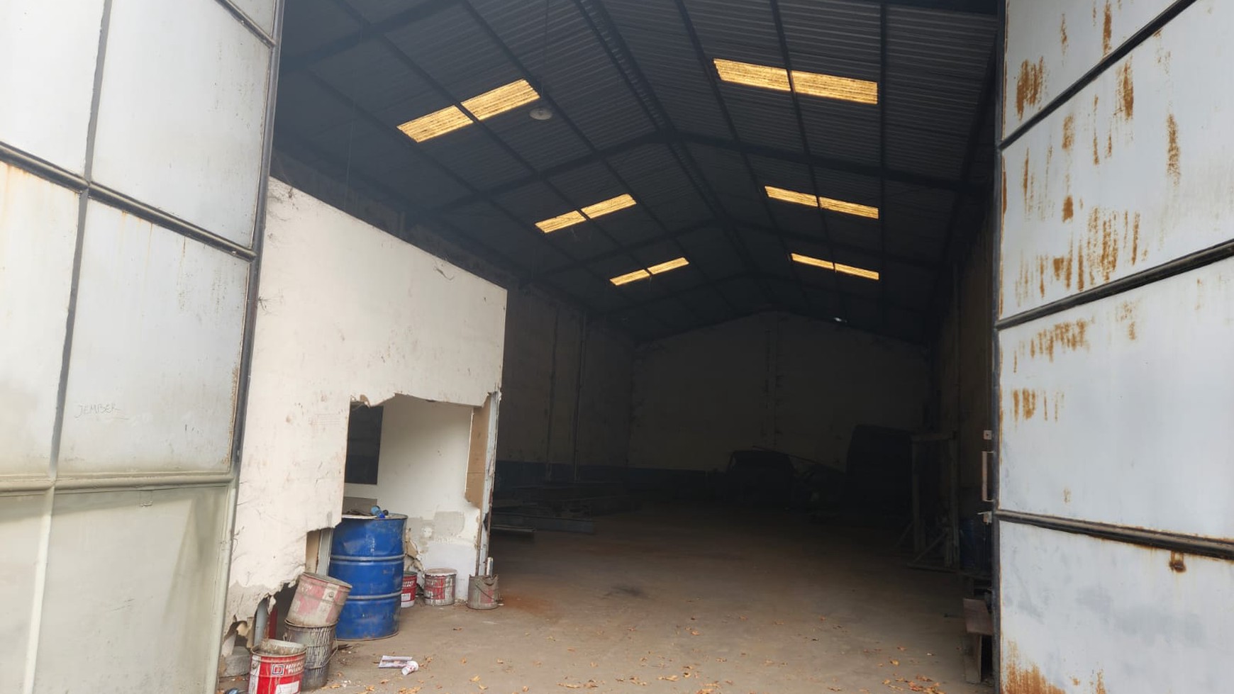 Dijual 384 m2 Gudang Safe n Lock Sidoarjo JATIM - Sidoarjo Eco Industrial Estate Warehouse 