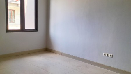 Dijual Rumah Baru 2 lantai di Sumbersari Bandung