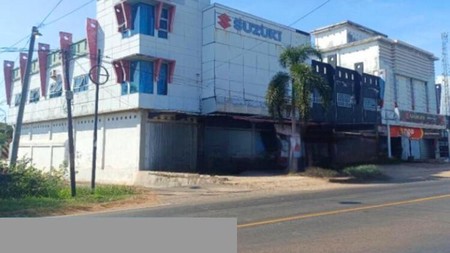 Bangunan Showroom dijalan Way Jepara Labuhan Ratu Way Jepara Lampung Timur