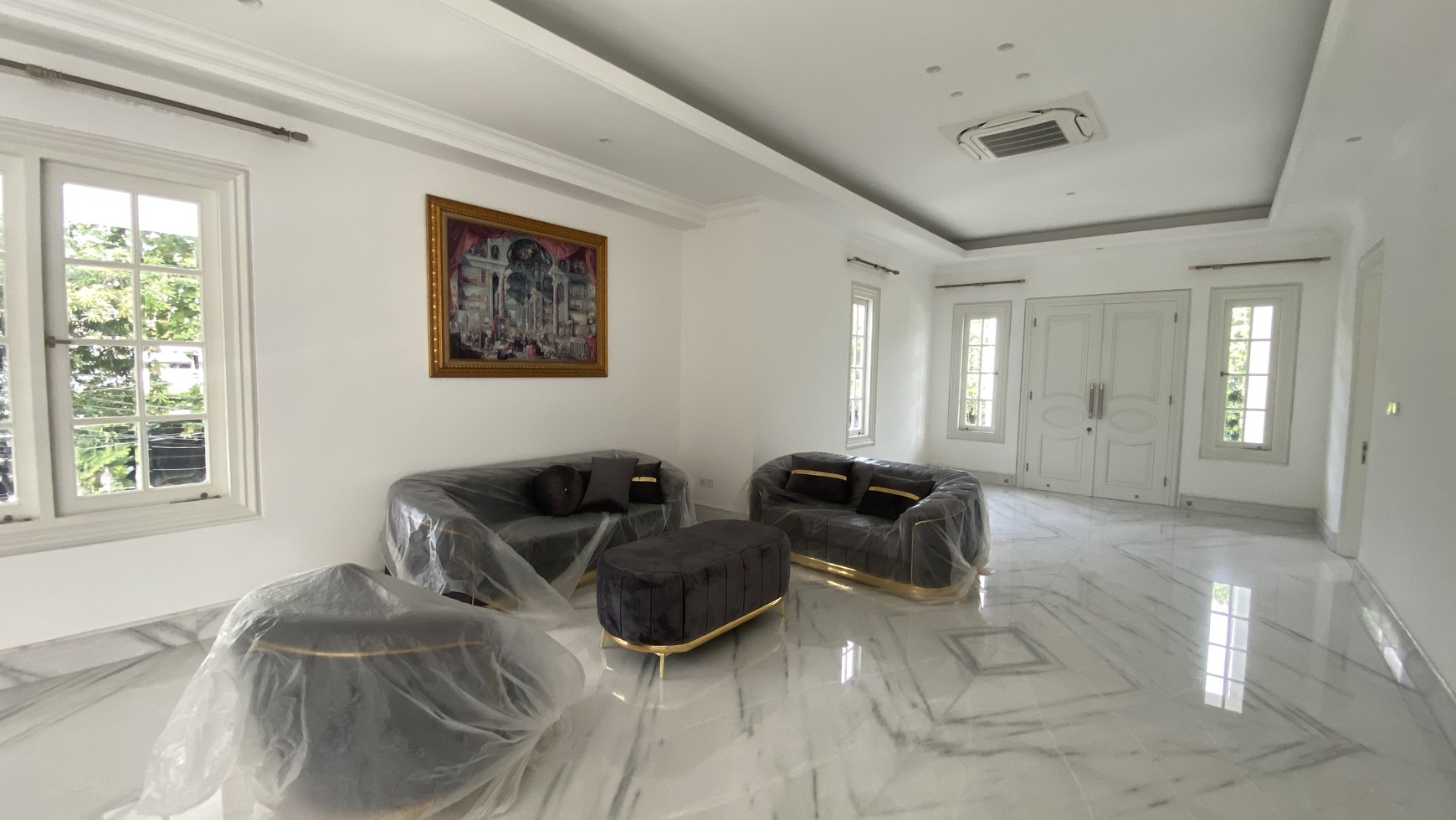 Beautiful brand new house in menteng area