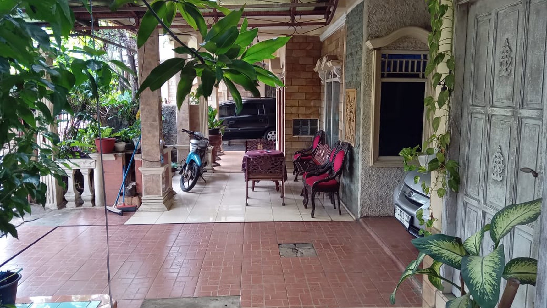 Di Jual Rumah lama, strategis, hitung tanah di Komplek LAN Pejaten Barat, Pasar Minggu, Jakarta Selatan