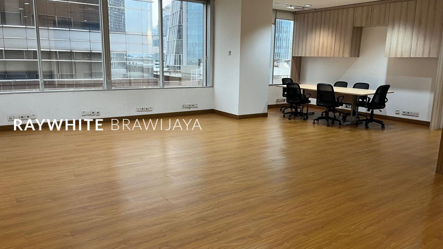 For Rent Office Space Semi furnished Menara sudirman 