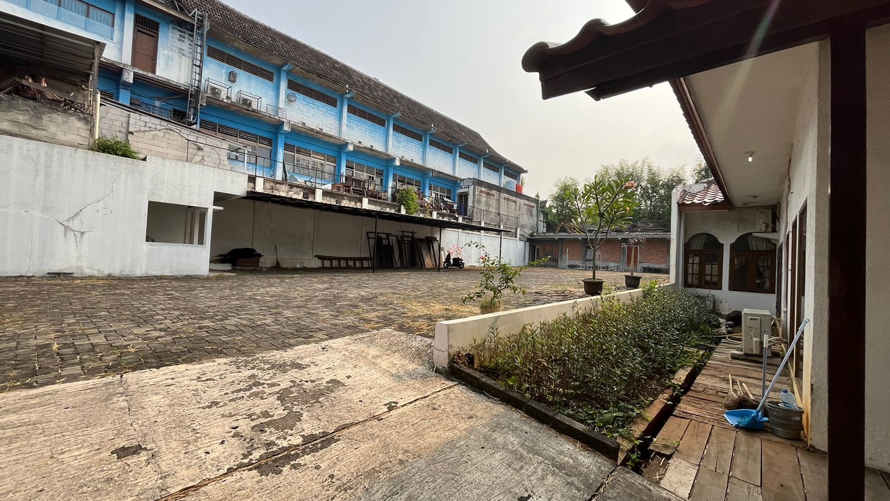 Rumah Hitung Tanah Area Cipete