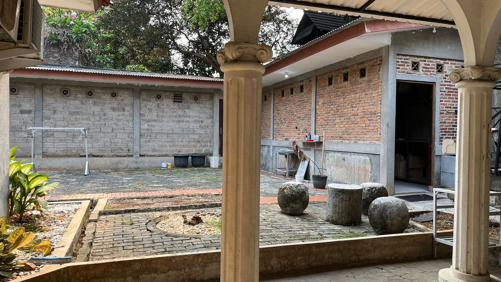 Rumah Hitung Tanah Area Cipete