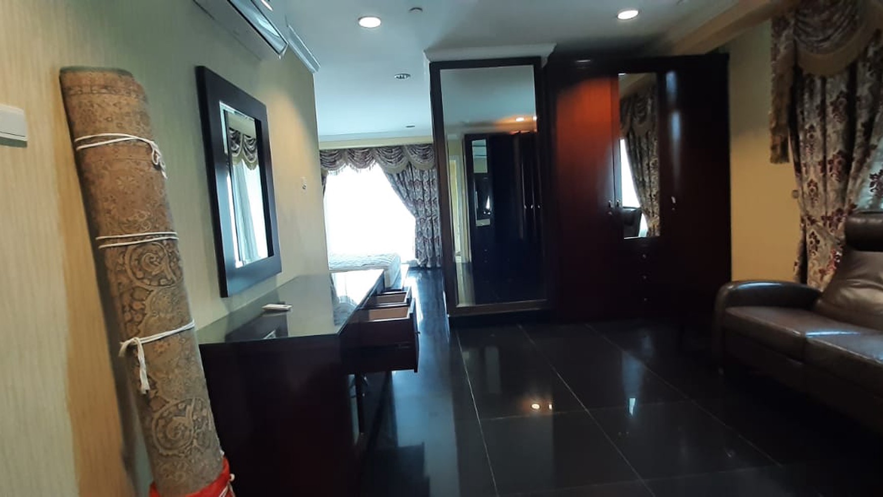 Apartemen Istana Sahid, di Sudirman Jakarta Pusat....