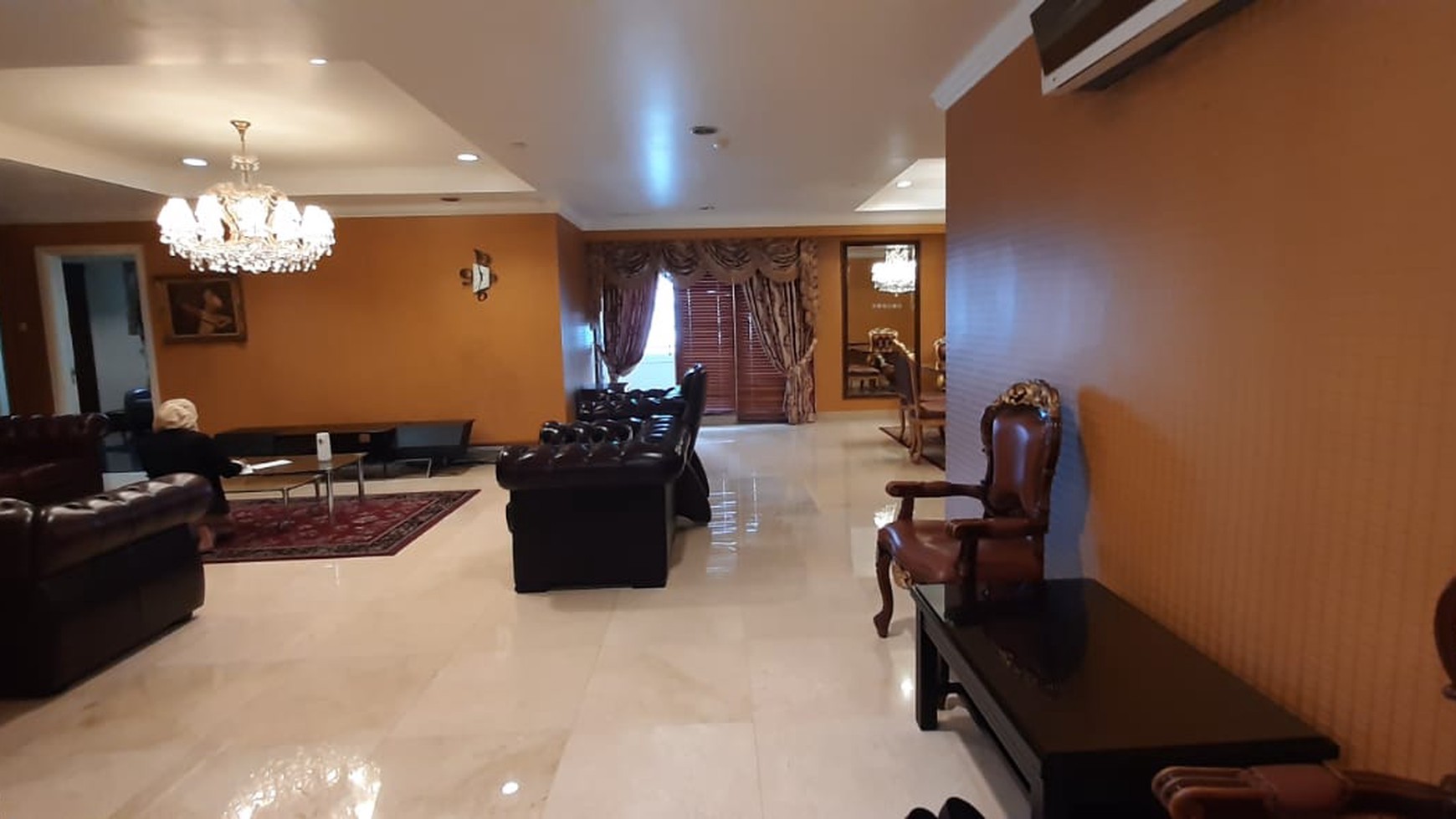 Apartemen Istana Sahid, di Sudirman Jakarta Pusat....