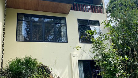 Dijual Vila Asri di Megamendung, Puncak