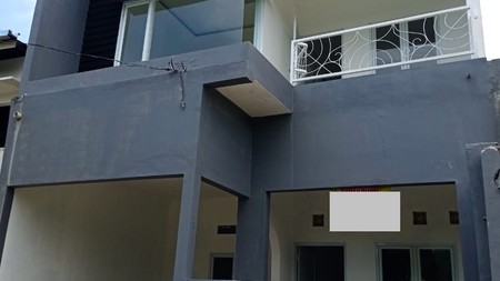 Rumah Tinggal 2 Lantai Lokasi Maguwoharjo Depok Sleman 