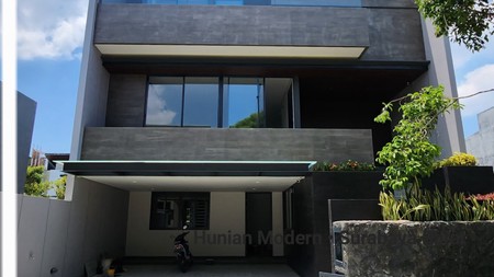 Dijual PRIVATE Pool Rumah Baru Citraland Utama area Waterfront - Woodland - Eastwood NEW Design 3 Lantai