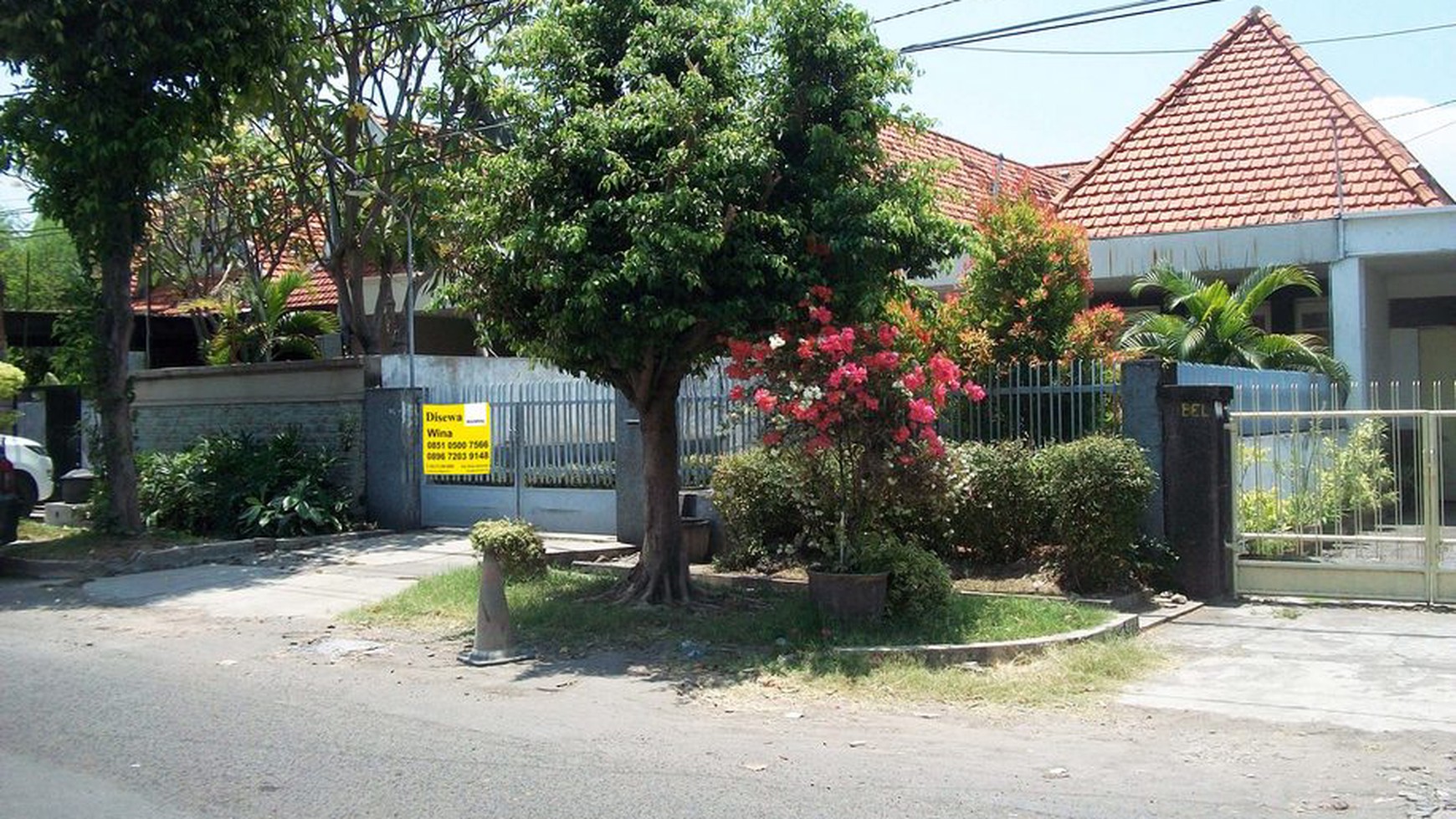 Rumah di Jl. Untung Suropati Surabaya Pusat, bisa untuk rumah tinggal/Kantor/Usaha - WNA -