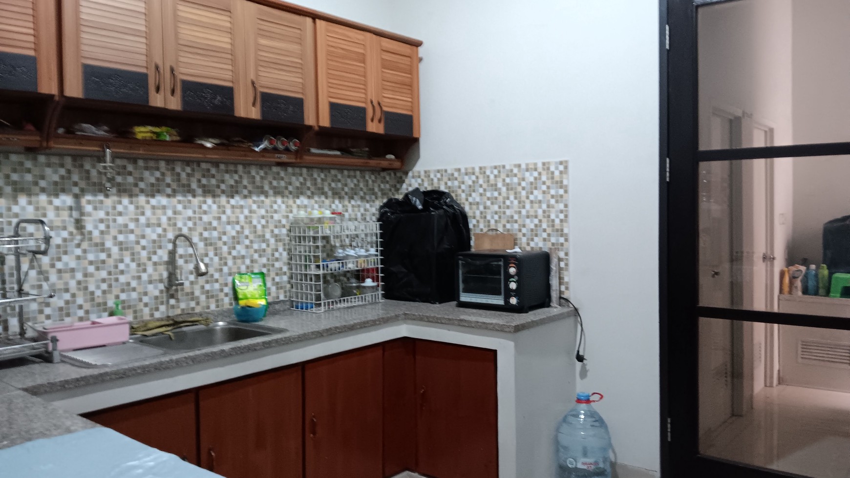 JUAL RUMAH 2 LANTAI FULL FURNISHED DI BATUNUNGGAL INDAH