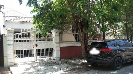 Rumah di Kertajaya Indah Surabaya Timur, Row Jalan Lebar, bisa untuk rumah tinggal/Kantor, Kosongan