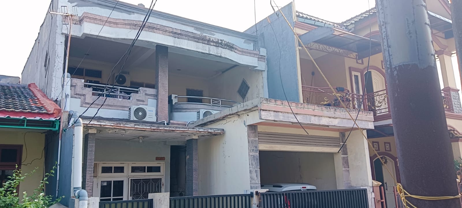 Dijual Rumah Harapan Indah 1 Bekasi 