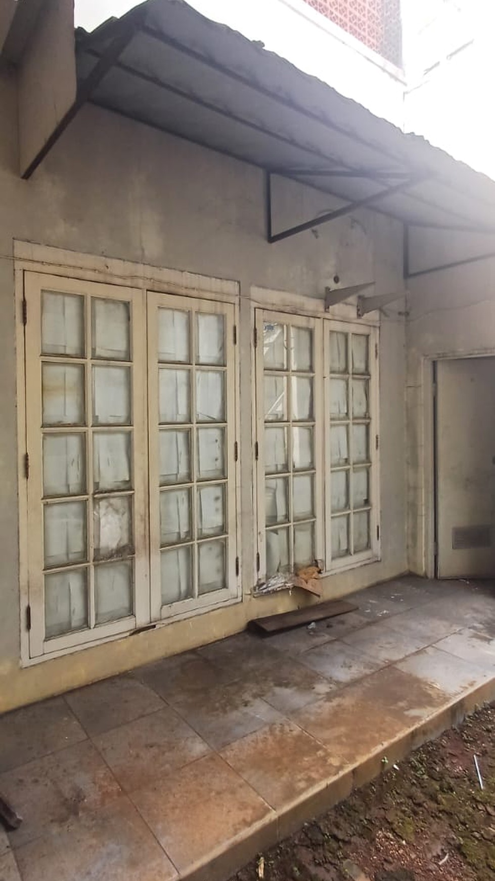 Dijual Rumah Apa Adanya di Bintaro Jaksel