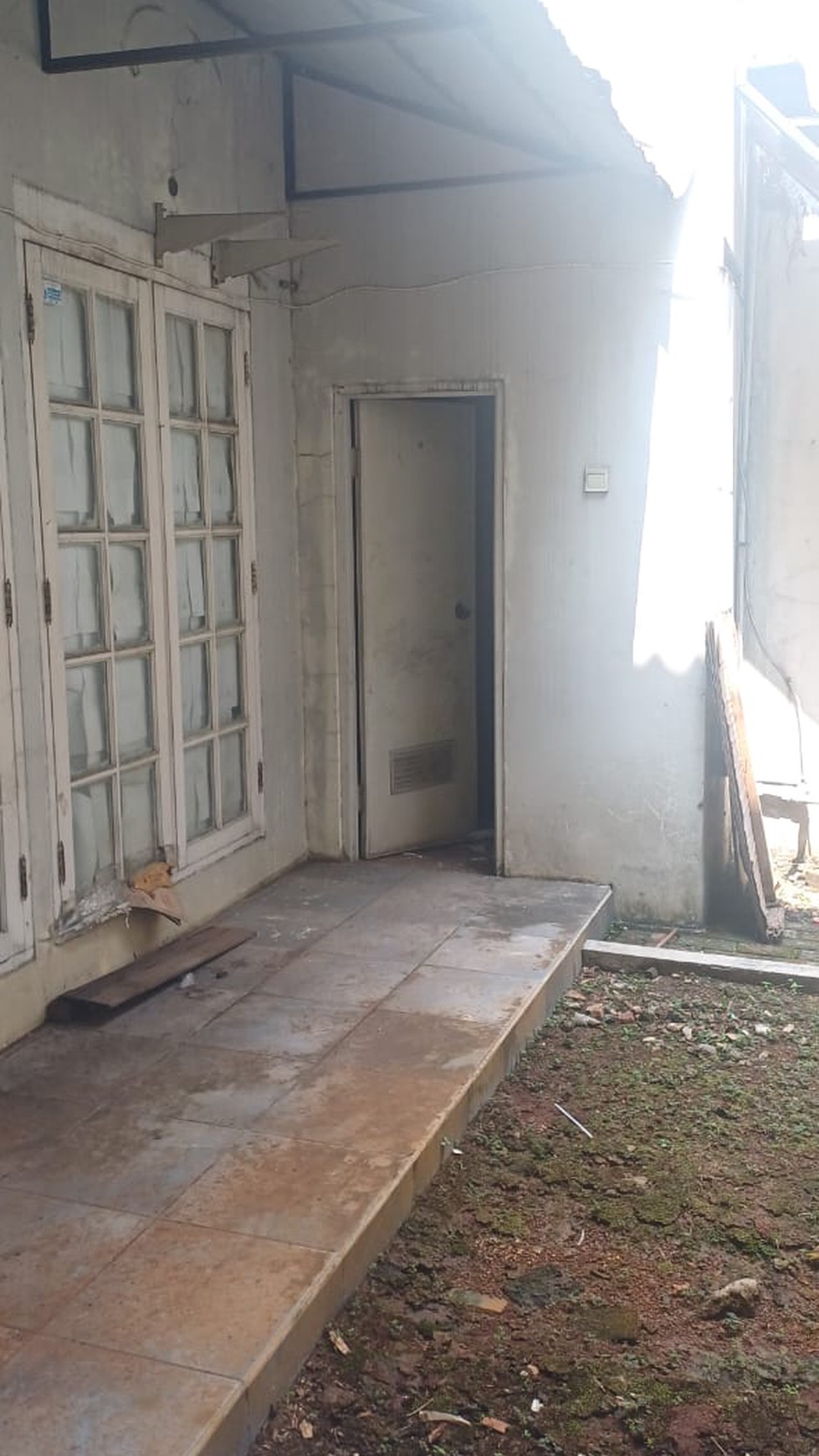 Dijual Rumah Apa Adanya di Bintaro Jaksel