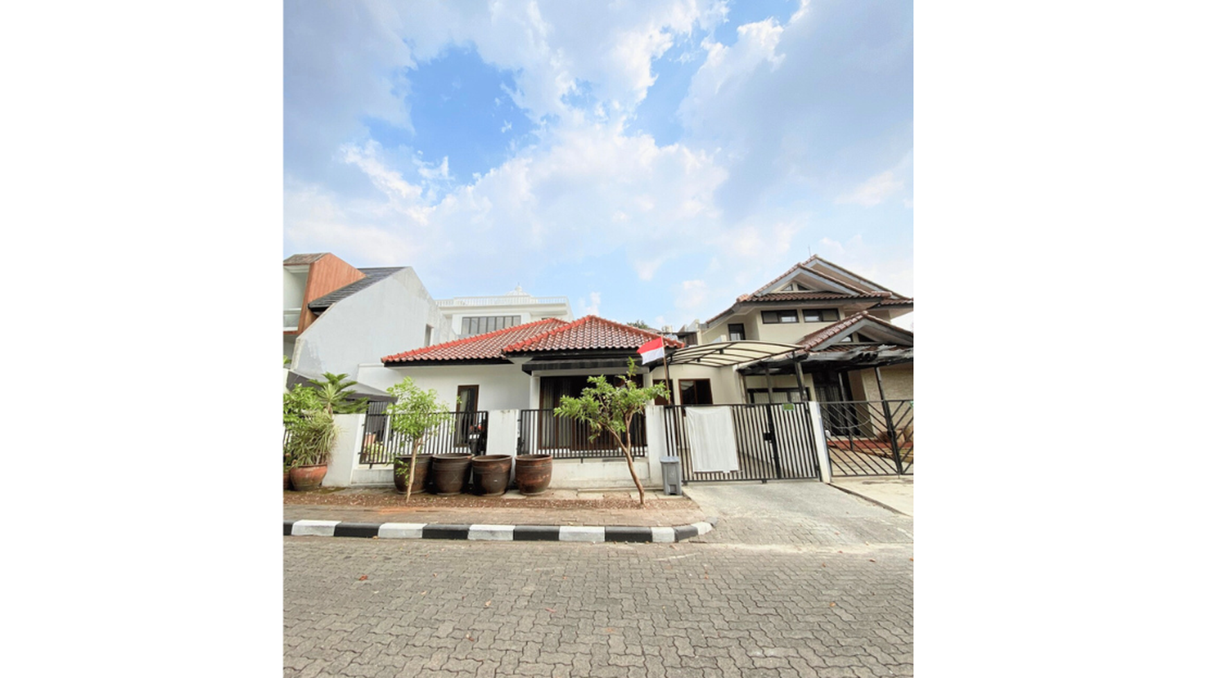 Hunian Full Renovasi di Villa Cinere Mas, Tangerang Selatan