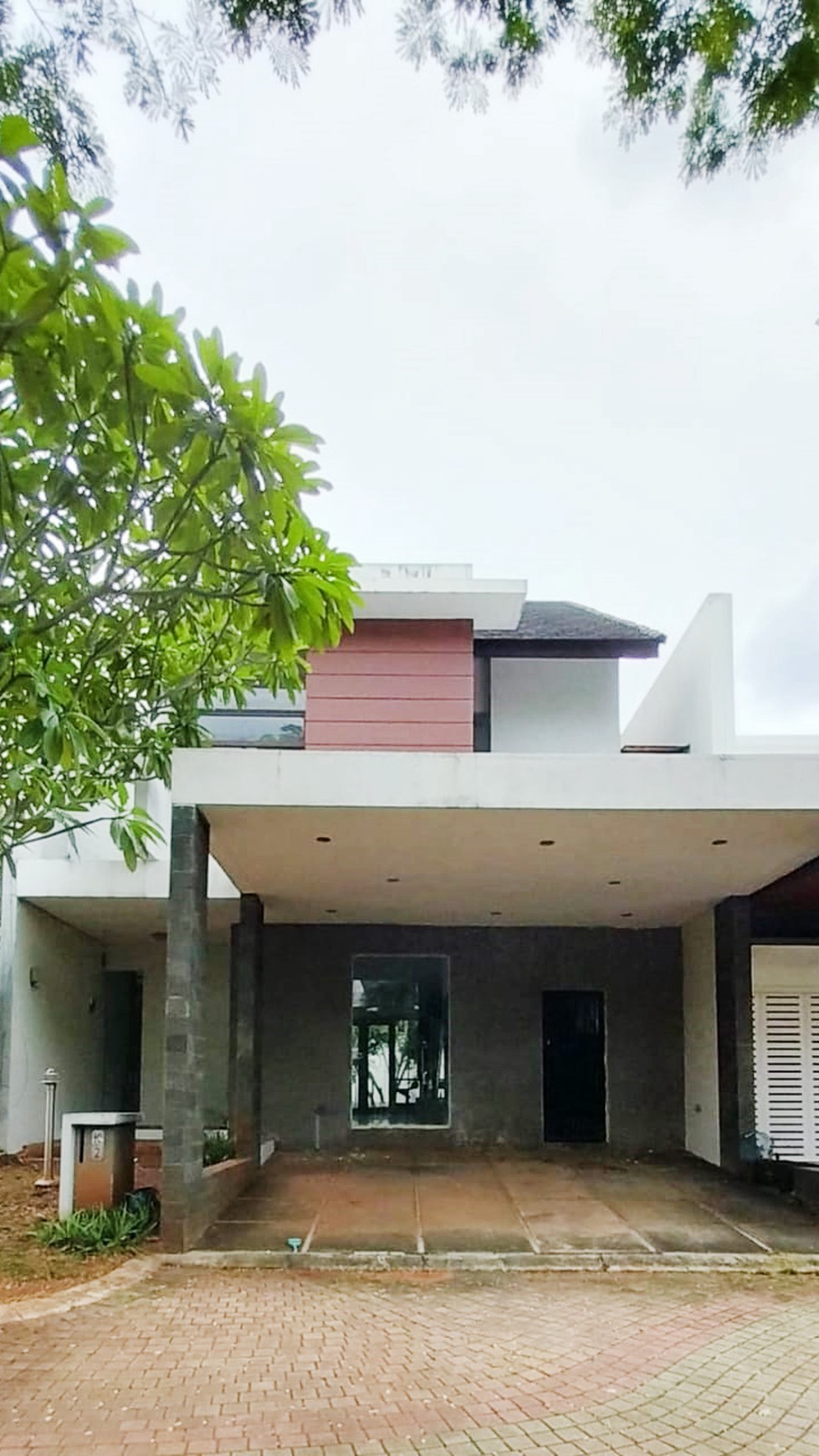 Rumah Bagus Di Provence Parkland BSD Tangerang Selatan