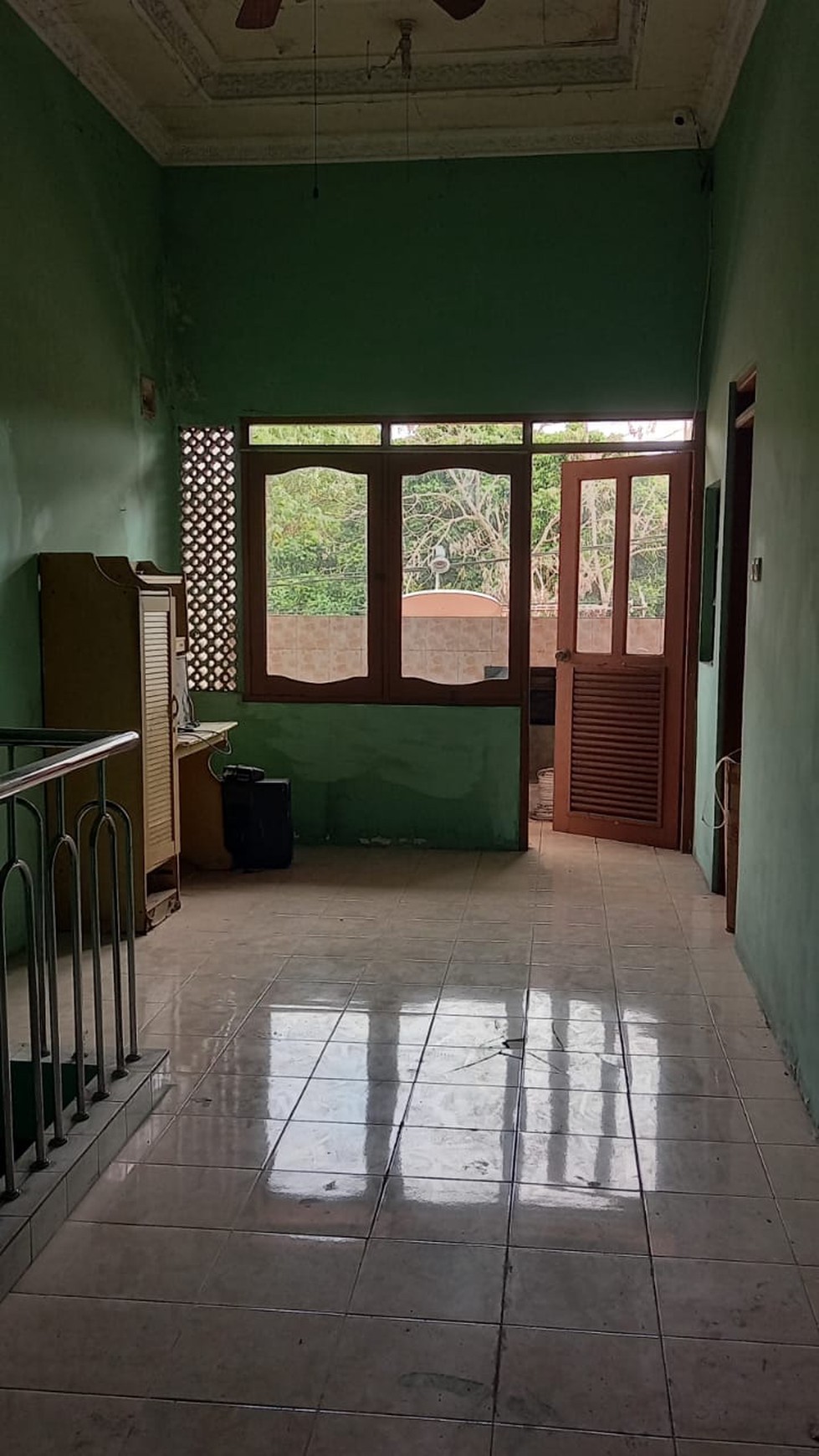 Dijual  Murah Rumah 2 lantai di Ubud Cempaka Barat 