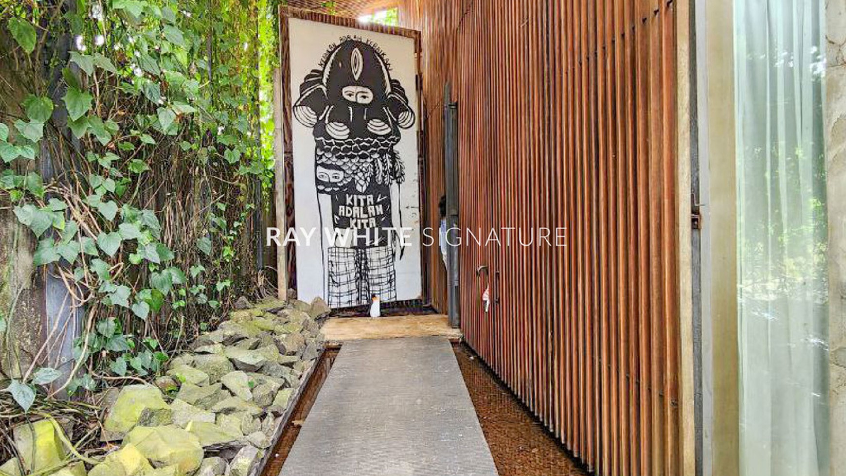 Rumah Hitung Tanah Area Cipete