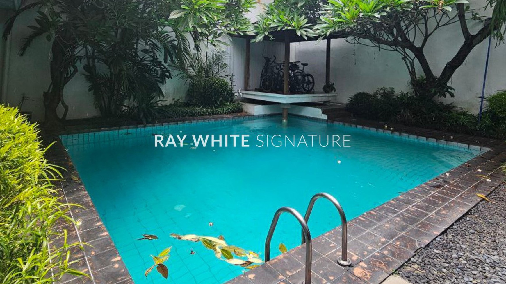 Rumah Hitung Tanah Area Cipete