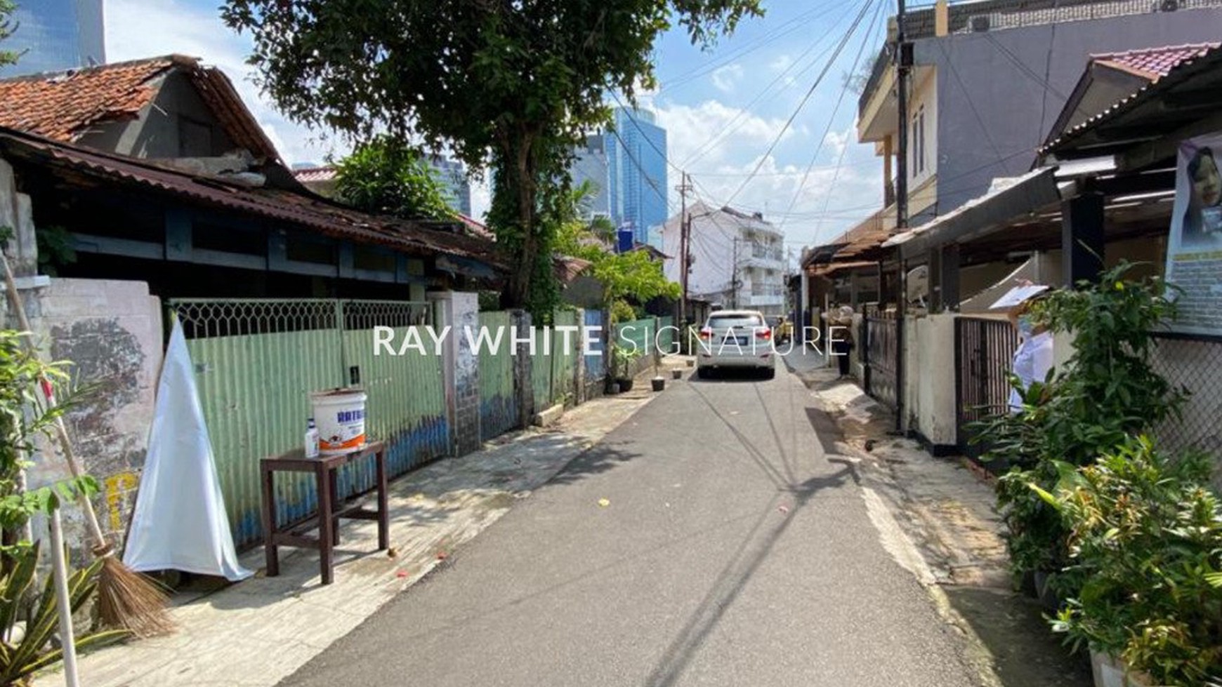 Rumah Tua Cocok Untuk Kost di Jl Kebalen II
