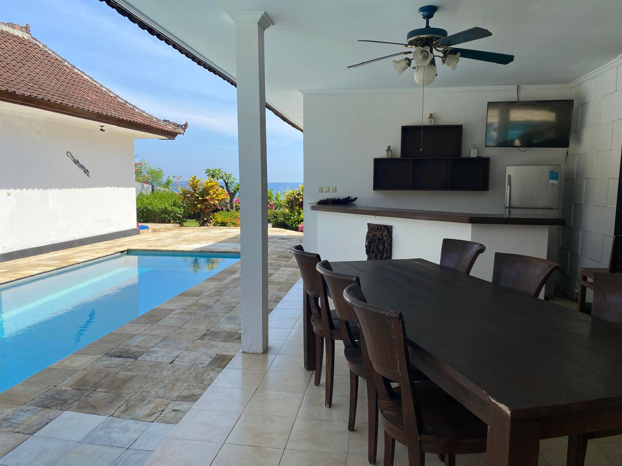 Exquisite Beachfront Villa - Experience Unparalleled Beachfront Living