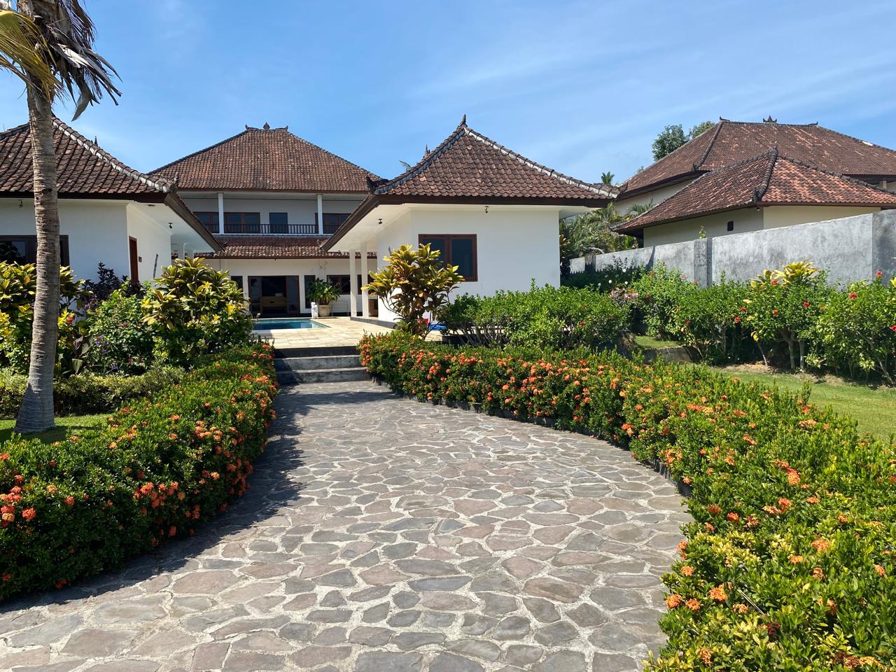  Beach Front Villa For Sale.