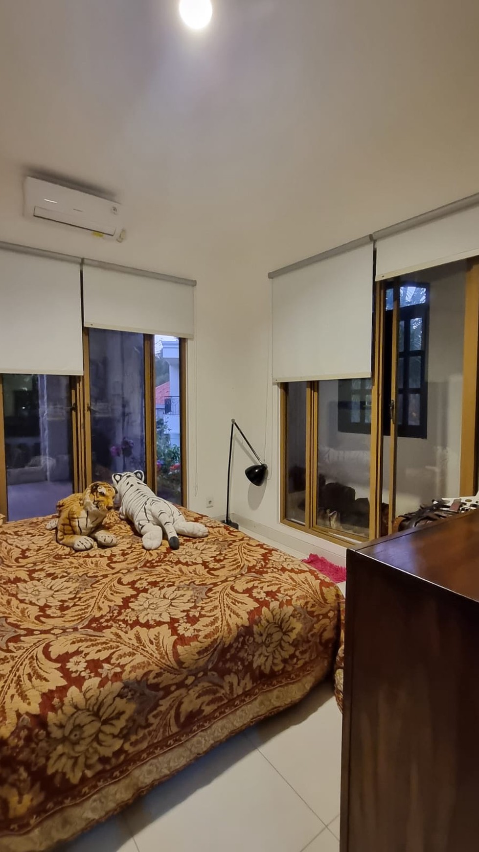 Rumah Cantik dan Mewah Siap Huni dengan Hunian Nyaman @Bintaro