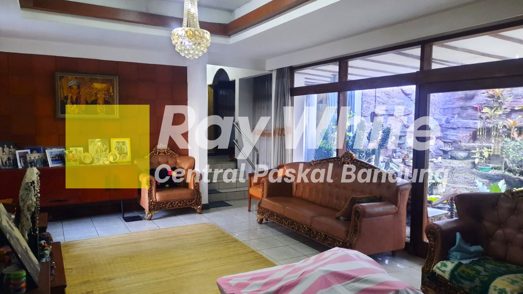 Rumah Asri di Kawasan Elit Budi Sari Bandung