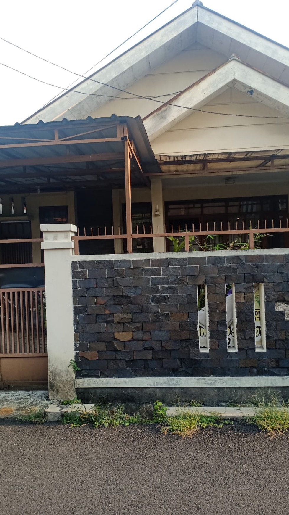 Rumah Minimalis Baru Renov di Komplek Muara Bandung Kota