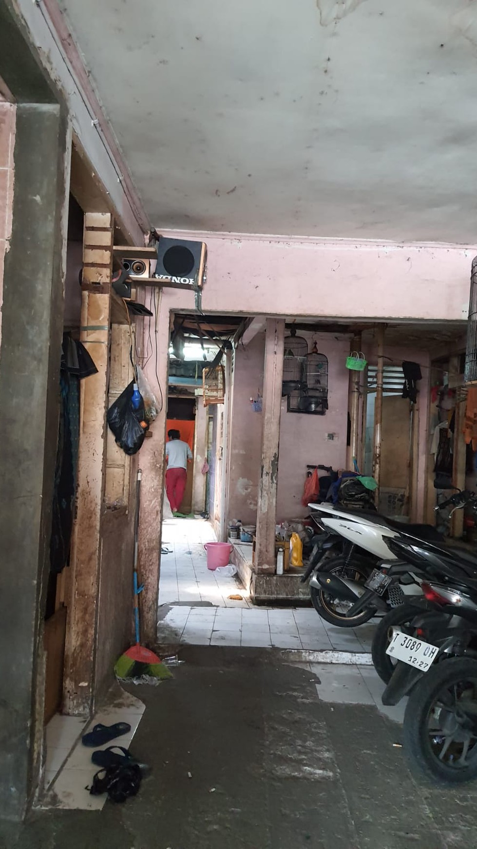 Dijual rumah tua untuk usaha di Jl Bukit Duri - Jakarta Selatan