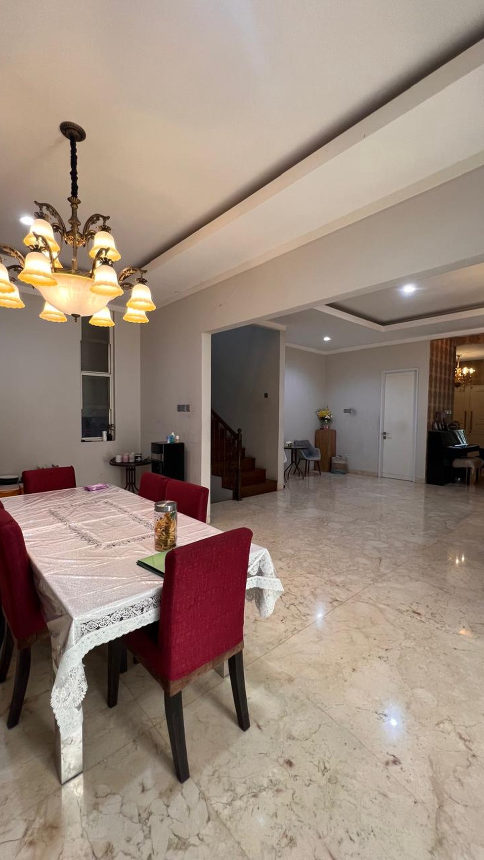 Rumah Hitung Tanah Area Cipete