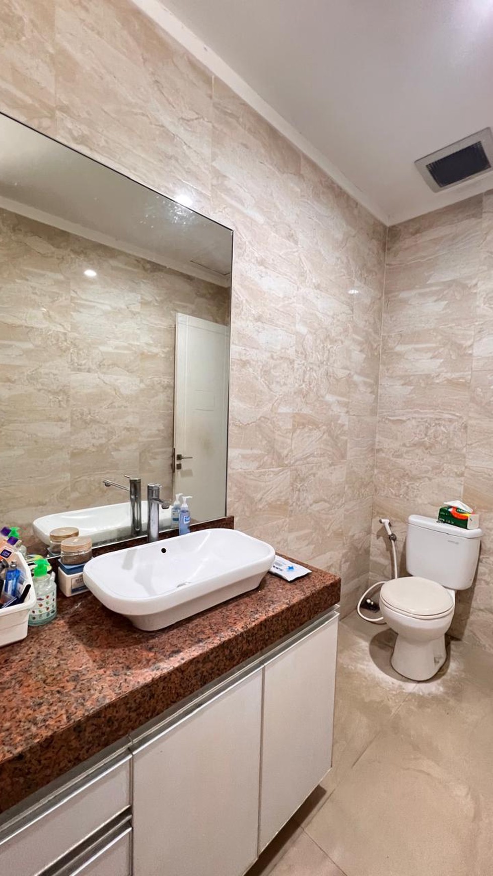 Rumah Hitung Tanah Area Cipete