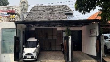 Rumah Bagus,siap huni di Kebayoran Baru