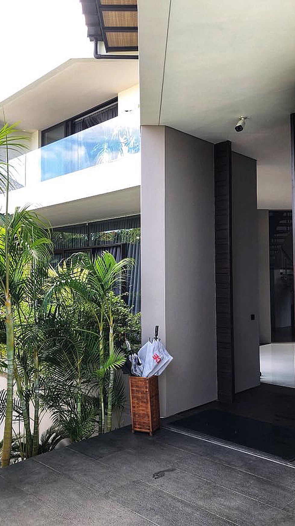 A gated executive home in Dreamland Pecatu Bali