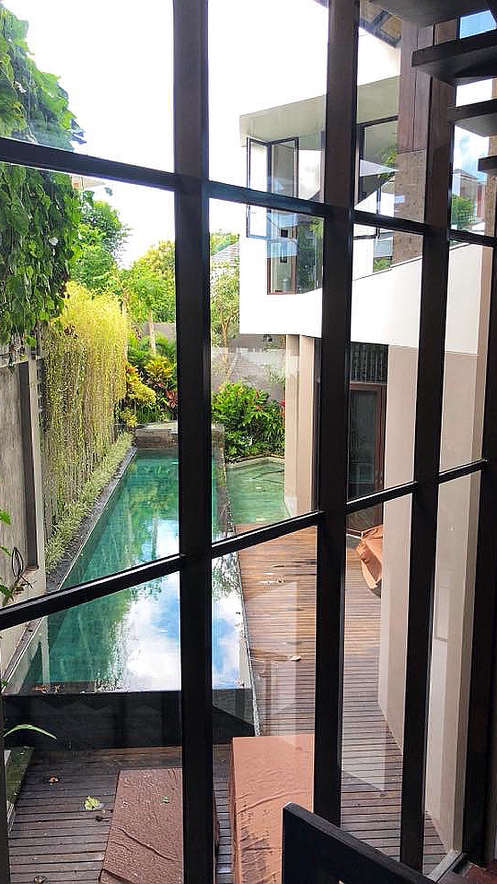 A gated executive home in Dreamland Pecatu Bali