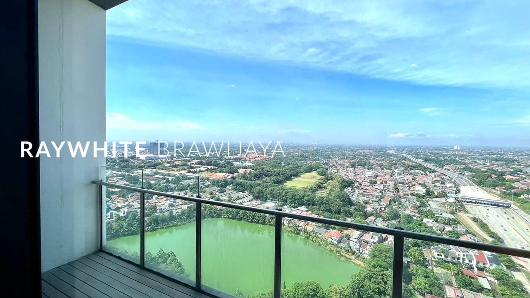 Izzara Simatupang Apartment Tower South Private Lift